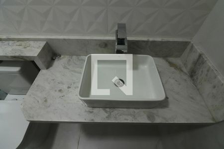 Casa à venda com 198m², 3 quartos e 3 vagasSuíte 1 Banheiro 