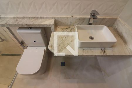 Casa à venda com 198m², 3 quartos e 3 vagasSuíte 2 Banheiro 