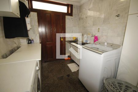 Casa para alugar com 400m², 5 quartos e 4 vagasÁrea de Serviço