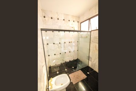 Casa para alugar com 400m², 5 quartos e 4 vagasbaheiro 1