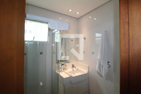 Apartamento à venda com 198m², 3 quartos e 6 vagasBanheiro