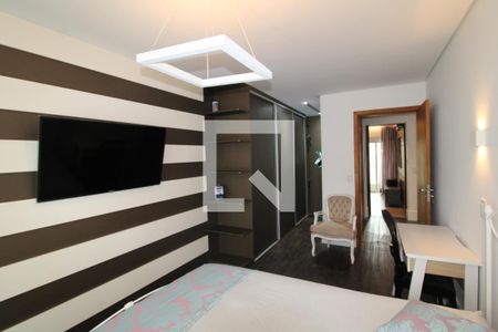 Apartamento à venda com 198m², 3 quartos e 6 vagasQuarto 3