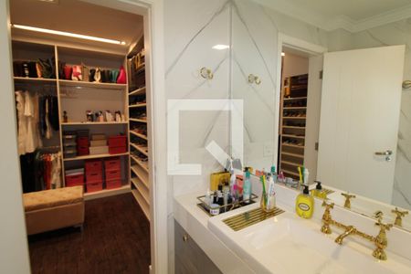 Apartamento à venda com 198m², 3 quartos e 6 vagasQuarto 3 - Banheiro