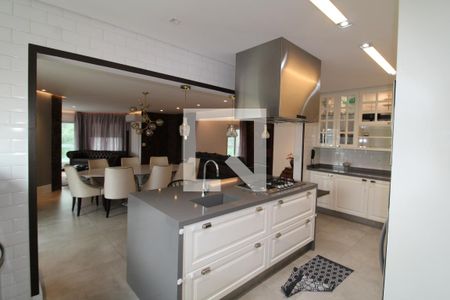 Apartamento à venda com 198m², 3 quartos e 6 vagasSala / Cozinha