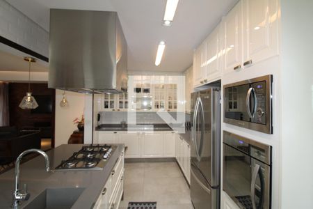 Apartamento à venda com 198m², 3 quartos e 6 vagasSala / Cozinha