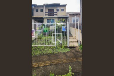 Casa à venda com 117m², 3 quartos e 2 vagas Casa à venda com 117m², 3 quartos e 2 vagasFachada