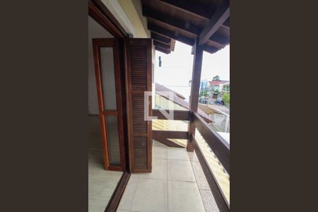 Casa à venda com 117m², 3 quartos e 2 vagas Casa à venda com 117m², 3 quartos e 2 vagasSacada do Quarto Suíte