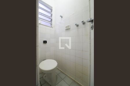 Apartamento à venda com 154m², 3 quartos e 1 vaga Apartamento à venda com 154m², 3 quartos e 1 vagaBanheiro da Área de serviço