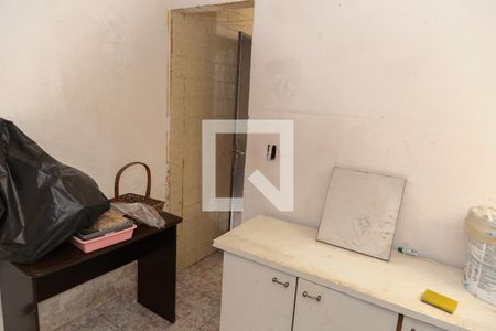 Casa à venda com 200m², 4 quartos e 2 vagas Casa à venda com 200m², 4 quartos e 2 vagasQuarto de Serviço