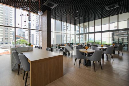 Apartamento à venda com 71m², 2 quartos e 1 vaga Apartamento à venda com 71m², 2 quartos e 1 vagaÁrea comum - Salão de festas