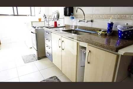 Apartamento à venda com 239m², 5 quartos e 3 vagasCozinha