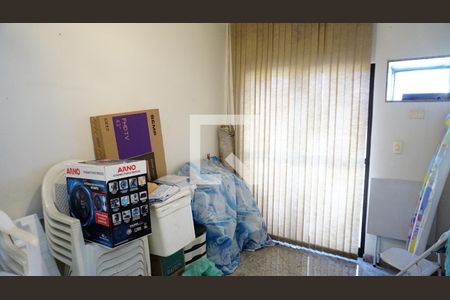 Apartamento à venda com 239m², 5 quartos e 3 vagasQuarto