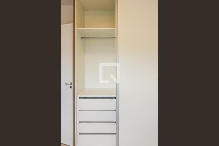 Quarto 1 de apartamento para alugar com 2 quartos, 42m² em Butantã, São Paulo
