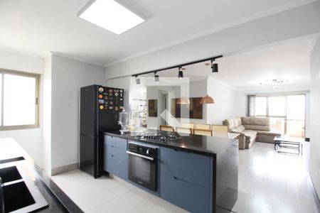 Apartamento à venda com 120m², 3 quartos e 2 vagasCozinha 