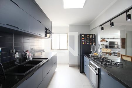 Apartamento à venda com 120m², 3 quartos e 2 vagasCozinha 