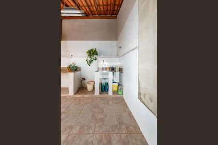 Casa à venda com 367m², 4 quartos e 5 vagas Casa à venda com 367m², 4 quartos e 5 vagasÁrea de Serviço 1