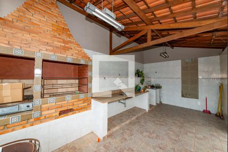 Casa à venda com 367m², 4 quartos e 5 vagas Casa à venda com 367m², 4 quartos e 5 vagasVaranda gourmet