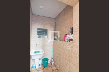 Casa à venda com 250m², 2 quartos e 2 vagas Casa à venda com 250m², 2 quartos e 2 vagasÁrea de Serviço