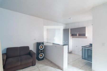 Casa à venda com 250m², 2 quartos e 2 vagas Casa à venda com 250m², 2 quartos e 2 vagasSala Edícula