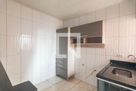 Casa à venda com 250m², 2 quartos e 2 vagas Casa à venda com 250m², 2 quartos e 2 vagasCozinha Edícula