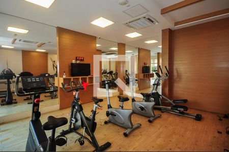 Apartamento à venda com 65m², 1 quarto e 2 vagas Apartamento à venda com 65m², 1 quarto e 2 vagasÁrea comum - Academia