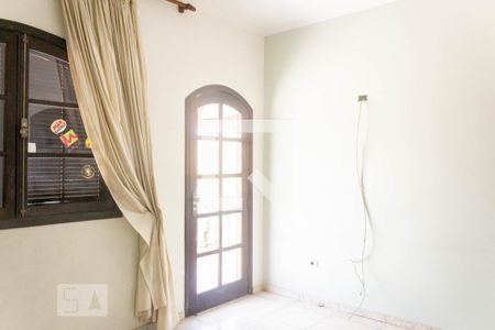 Casa à venda com 52m², 5 quartos e 6 vagas