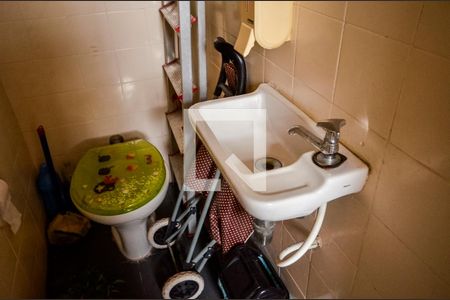 Apartamento à venda com 66m², 2 quartos e 1 vagaBanheiro de Serviço