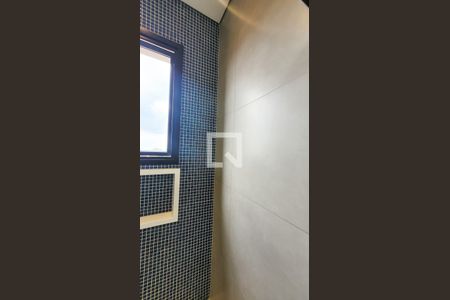 Casa de condomínio à venda com 300m², 4 quartos e 4 vagas Casa de condomínio à venda com 300m², 4 quartos e 4 vagasBanheiro Social 1