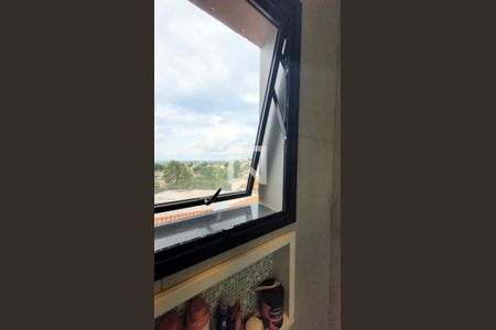 Casa de condomínio à venda com 300m², 4 quartos e 4 vagas Casa de condomínio à venda com 300m², 4 quartos e 4 vagasBanheiro Social 2