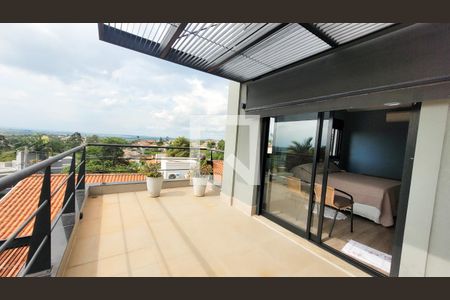 Casa de condomínio à venda com 300m², 4 quartos e 4 vagas Casa de condomínio à venda com 300m², 4 quartos e 4 vagasVaranda da Suíte 1