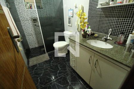 Casa à venda com 253m², 4 quartos e 1 vagaBanheiro social