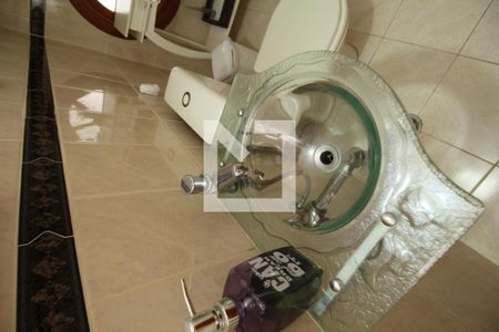 Casa à venda com 118m², 3 quartos e 2 vagasLavabo