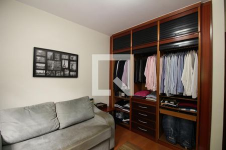 Casa à venda com 118m², 3 quartos e 2 vagasQuarto 2