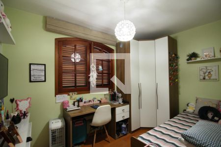 Casa à venda com 118m², 3 quartos e 2 vagasQuarto 1