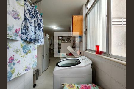 Apartamento à venda com 126m², 3 quartos e 2 vagas Apartamento à venda com 126m², 3 quartos e 2 vagasÁrea de Serviço