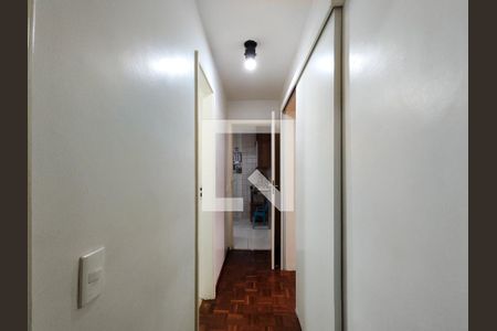 Apartamento à venda com 126m², 3 quartos e 2 vagas Apartamento à venda com 126m², 3 quartos e 2 vagasCorredor