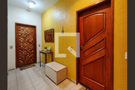 Apartamento à venda com 126m², 3 quartos e 2 vagas Apartamento à venda com 126m², 3 quartos e 2 vagasHall de entrada