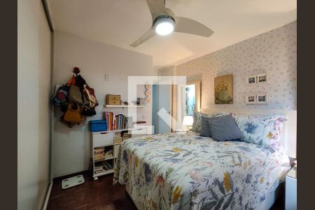 Apartamento à venda com 126m², 3 quartos e 2 vagas Apartamento à venda com 126m², 3 quartos e 2 vagasSuíte