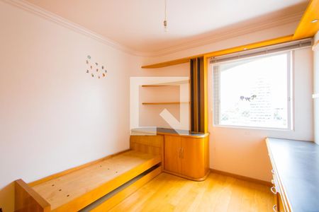 Apartamento à venda com 137m², 4 quartos e 2 vagas Apartamento à venda com 137m², 4 quartos e 2 vagasQuarto 2