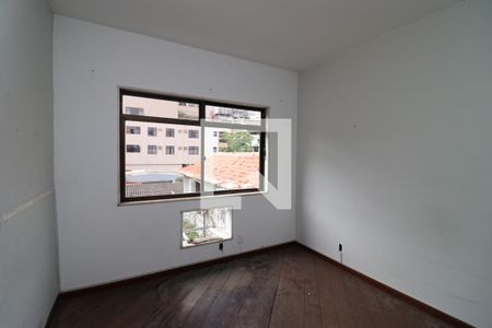 Apartamento à venda com 135m², 3 quartos e 2 vagasQuarto 2