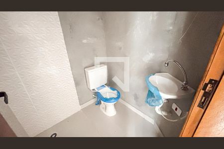 Apartamento à venda com 46m², 2 quartos e 1 vaga Apartamento à venda com 46m², 2 quartos e 1 vagaBanheiro