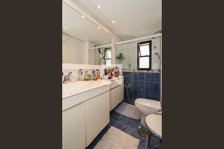 Apartamento à venda com 168m², 4 quartos e 2 vagas Apartamento à venda com 168m², 4 quartos e 2 vagasBanheiro