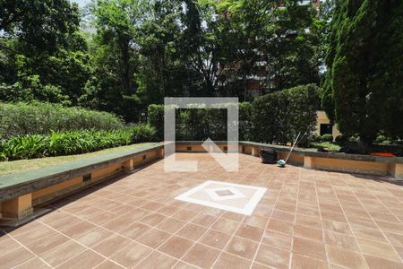 Apartamento à venda com 168m², 4 quartos e 2 vagas Apartamento à venda com 168m², 4 quartos e 2 vagasÁrea comum