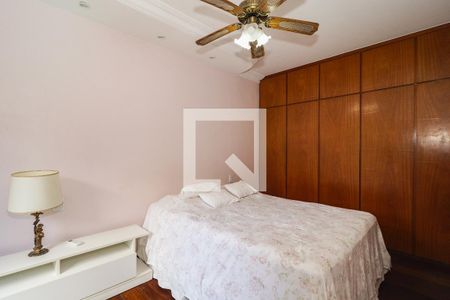 Apartamento à venda com 168m², 4 quartos e 2 vagas Apartamento à venda com 168m², 4 quartos e 2 vagasSuíte