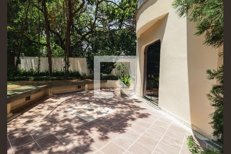 Apartamento à venda com 168m², 4 quartos e 2 vagas Apartamento à venda com 168m², 4 quartos e 2 vagasÁrea comum