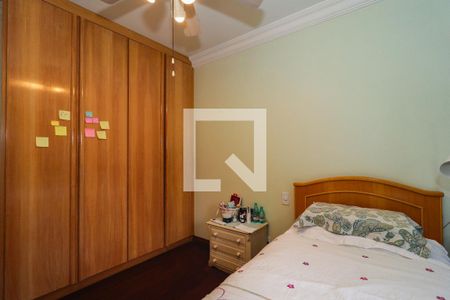 Apartamento à venda com 168m², 4 quartos e 2 vagas Apartamento à venda com 168m², 4 quartos e 2 vagasQuarto 3