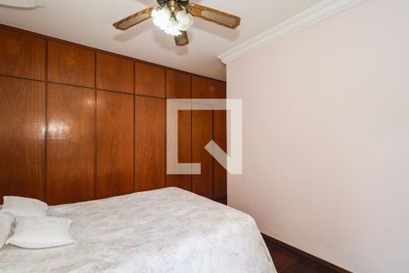 Apartamento à venda com 168m², 4 quartos e 2 vagas Apartamento à venda com 168m², 4 quartos e 2 vagasSuíte