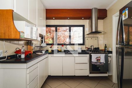 Apartamento à venda com 168m², 4 quartos e 2 vagas Apartamento à venda com 168m², 4 quartos e 2 vagasCozinha