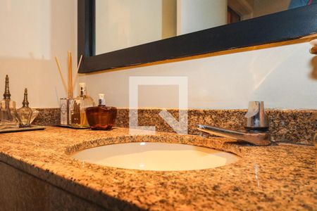 Apartamento à venda com 168m², 4 quartos e 2 vagas Apartamento à venda com 168m², 4 quartos e 2 vagasLavabo