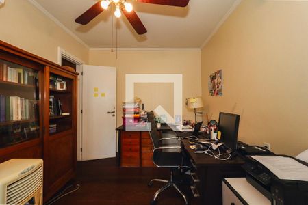 Apartamento à venda com 168m², 4 quartos e 2 vagas Apartamento à venda com 168m², 4 quartos e 2 vagasQuarto 4